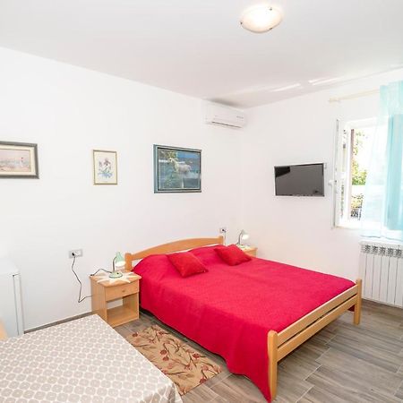 Guest House Ab Adria Home Rovinj Buitenkant foto