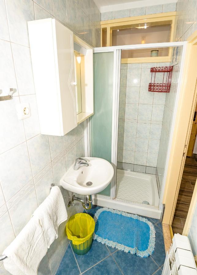 Guest House Ab Adria Home Rovinj Buitenkant foto