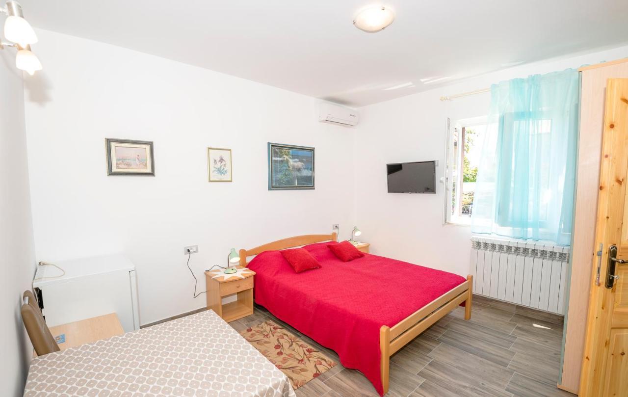 Guest House Ab Adria Home Rovinj Buitenkant foto